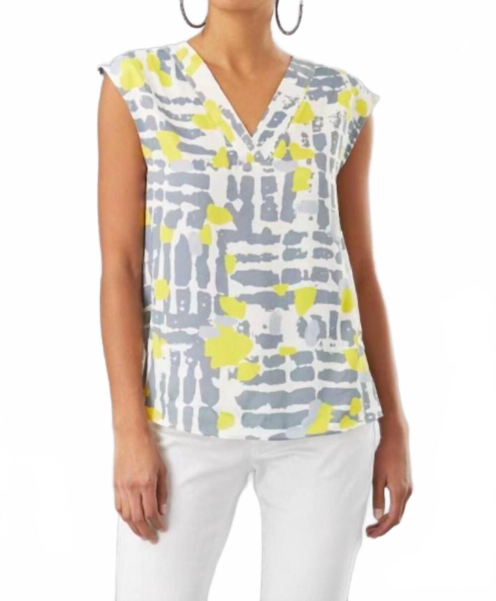 NEW LOLA & SOPHIE vneck sleeveless shirt in grey